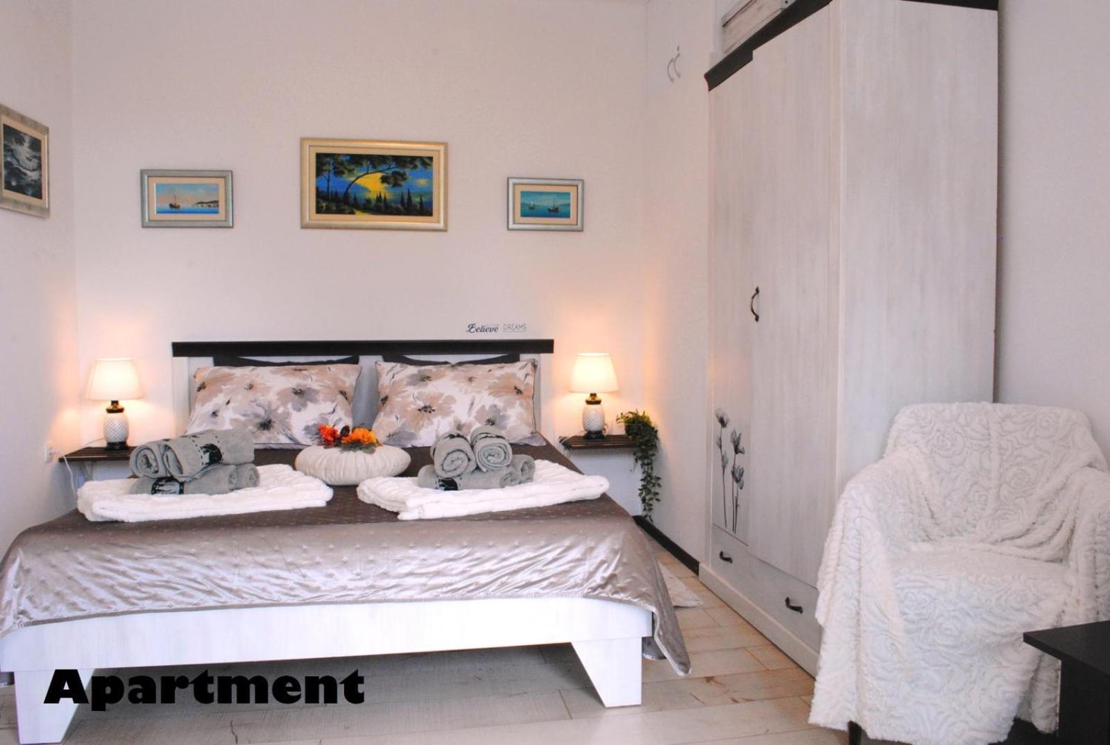 Sunshower Apartment And Studio Split Extérieur photo