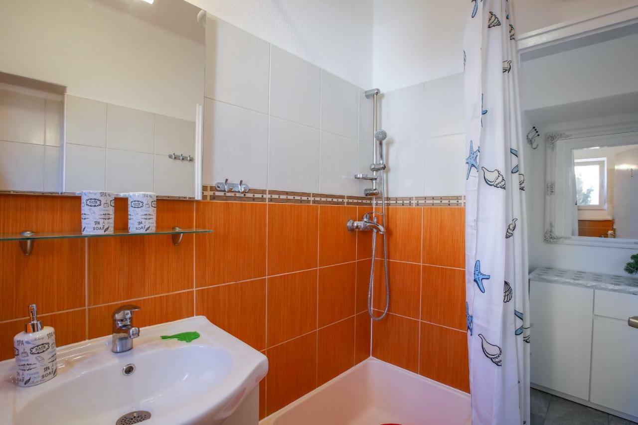 Sunshower Apartment And Studio Split Extérieur photo